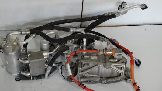 C40 XC40 AC compressor and piping Volvo 32275989